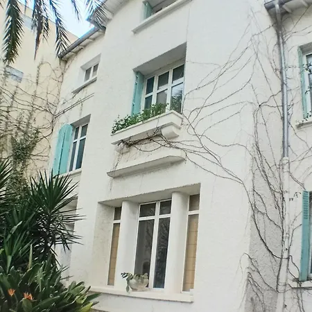 Prive Avec Terrasse En Centre * Montpellier